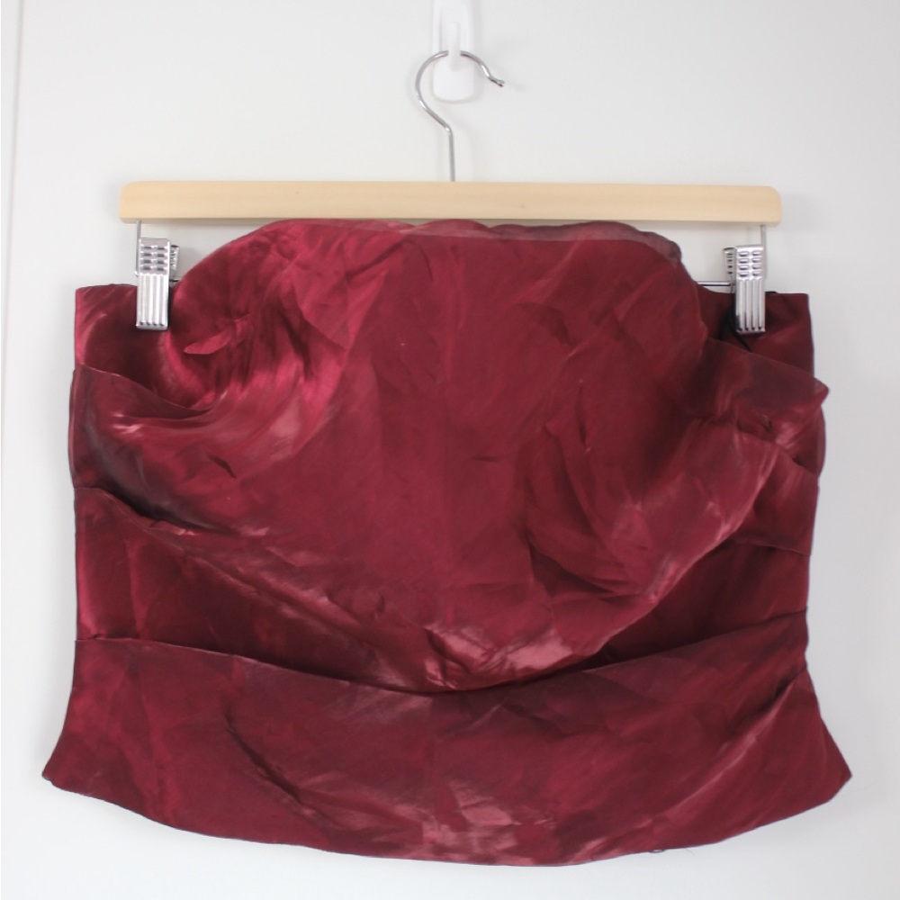 Elegant Burgundy corset